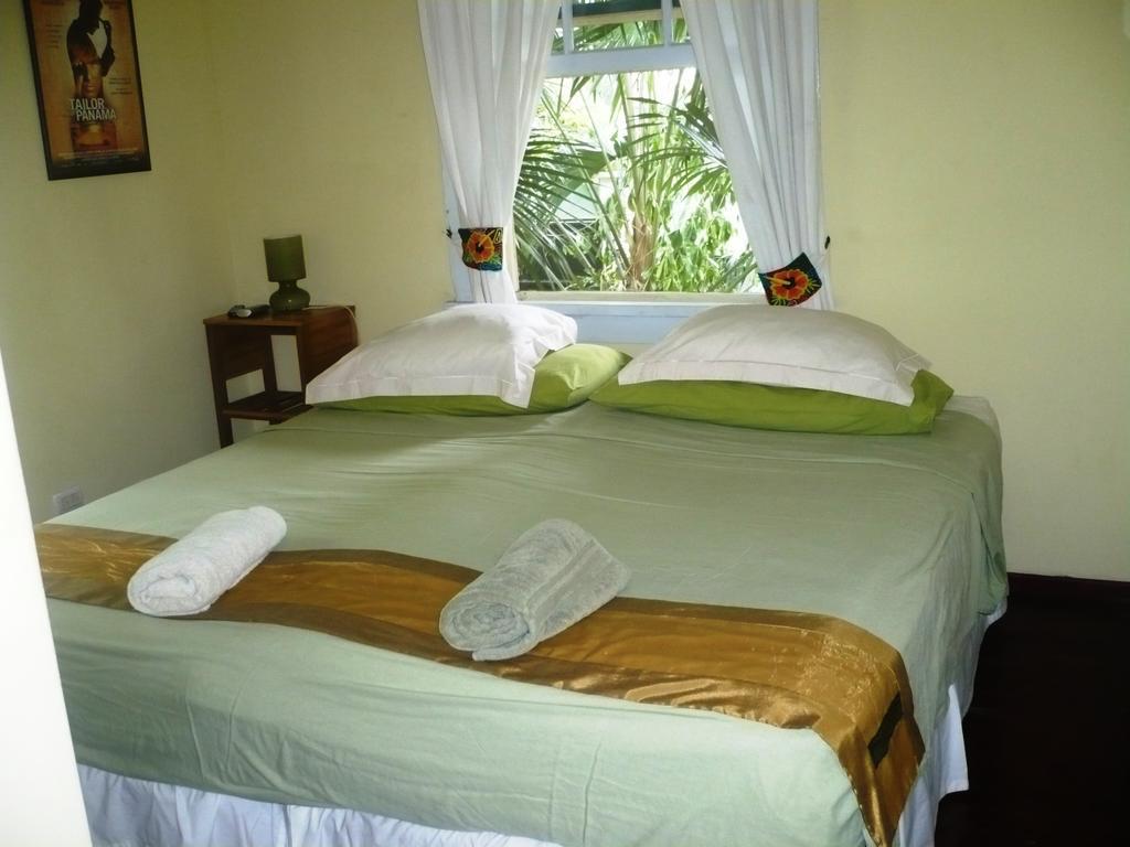Dos Palmitos Bed And Breakfast Panama City Eksteriør billede
