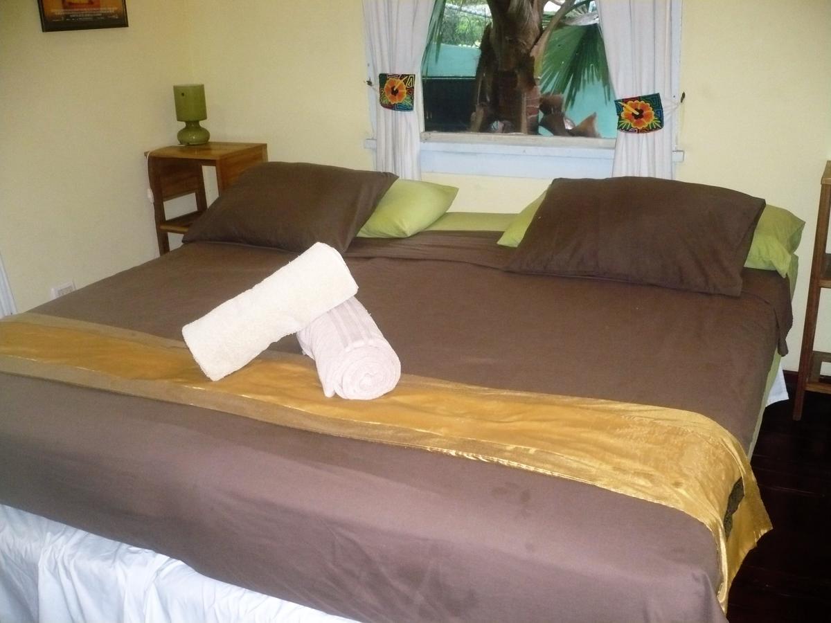 Dos Palmitos Bed And Breakfast Panama City Eksteriør billede